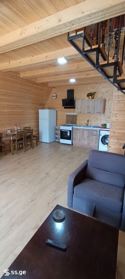 3 Room Summer Cottage Daily Rent. Ivertubani view 3