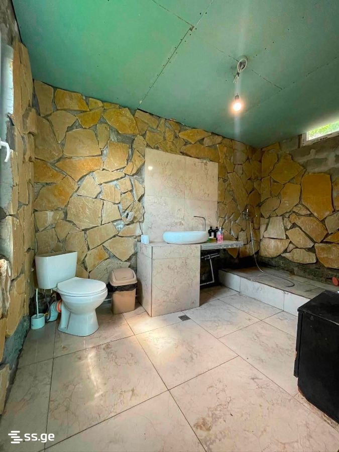 5 Room Private House For Sale view 2