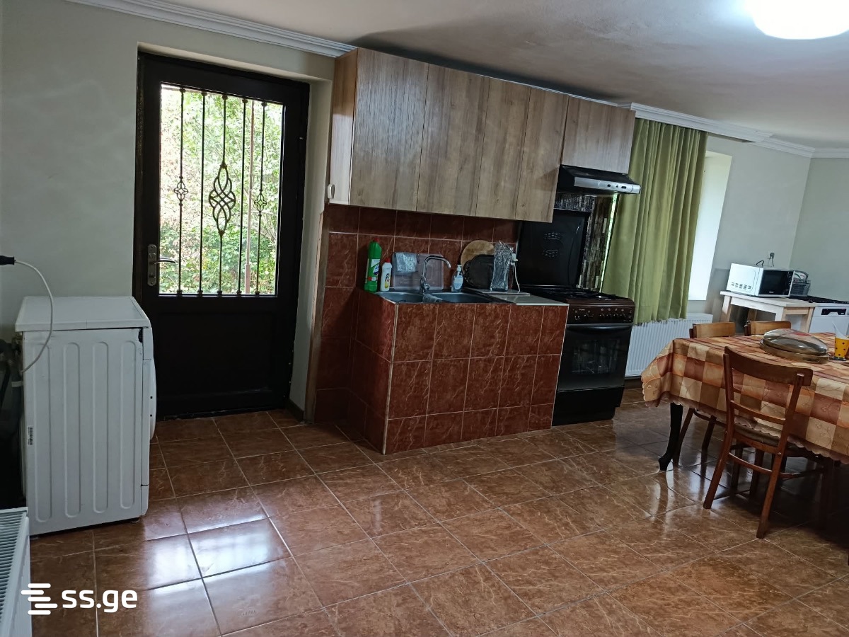 4 Room Private House For Rent. Kutaisi view 10