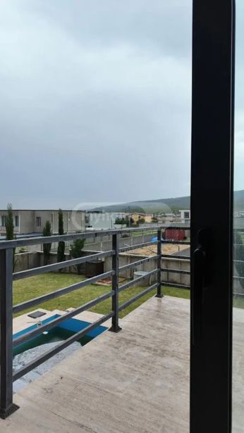 https://static.ss.ge/20260804/9_5f03e3be-7350-4899-9f4f-08756f613c79_Thumb.jpg
