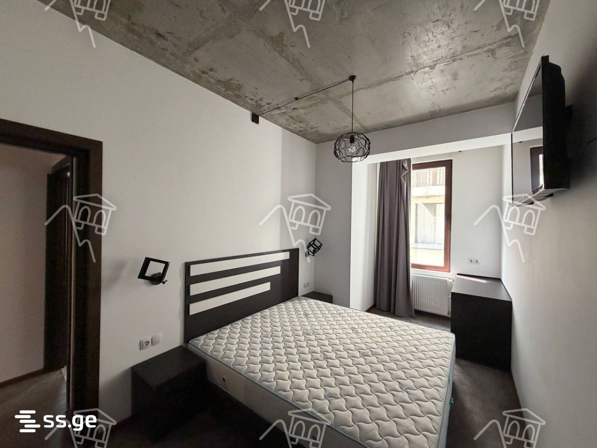 10 Room Hotel For Rent. Vera view 4