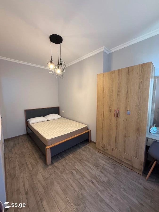 3 Room Flat Daily Rent. Chaqvi view 6