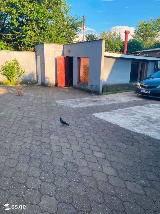 7 Room Private House For Sale view 11