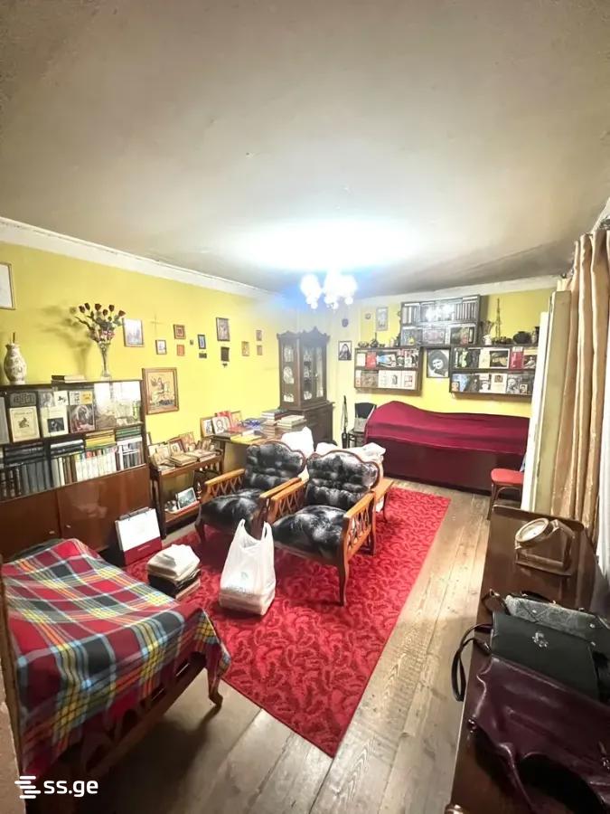 3 Room Private House For Sale view 7
