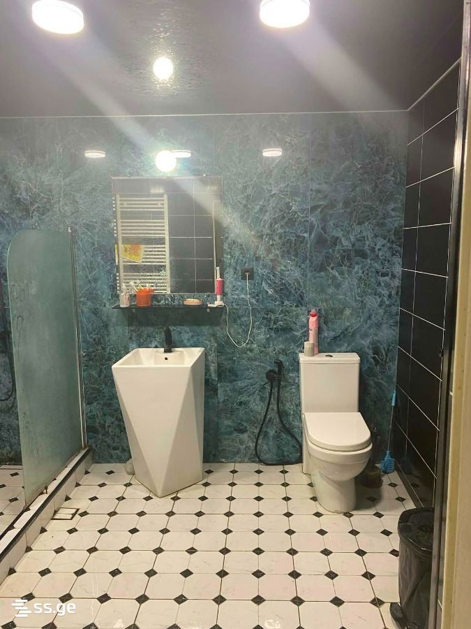 7 Room Private House For Sale view 10