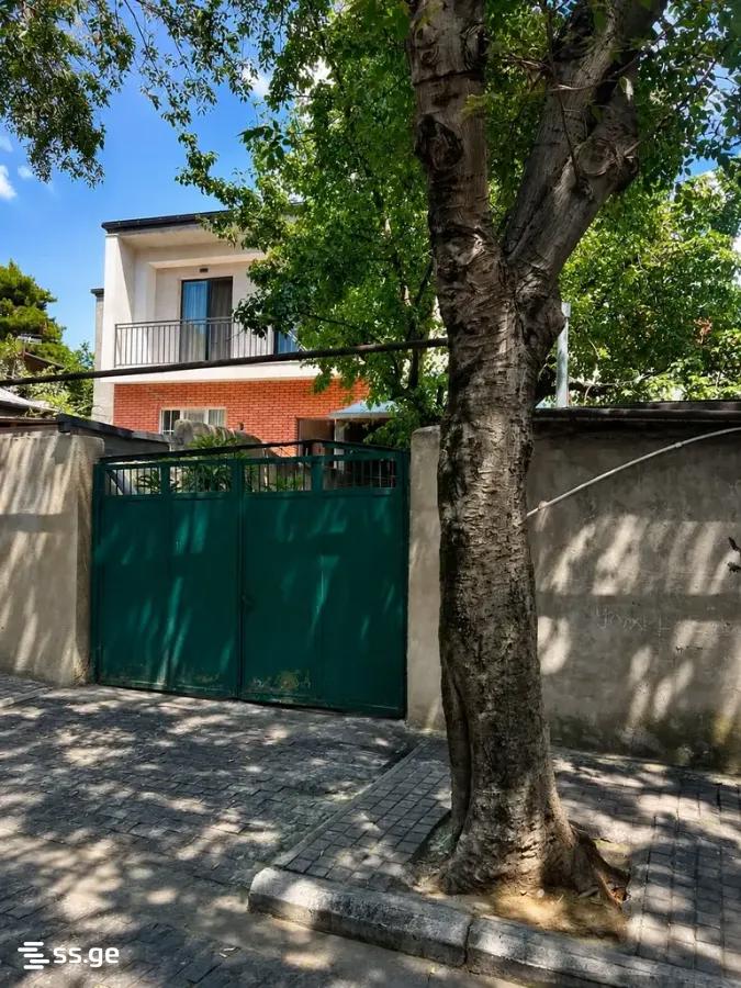 3 Room Private House For Sale view 1