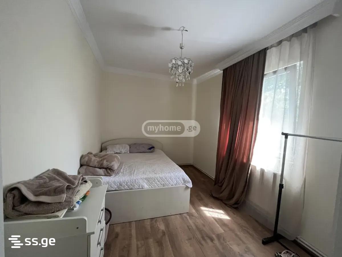 8 Room Private House For Rent. Kiketi view 4