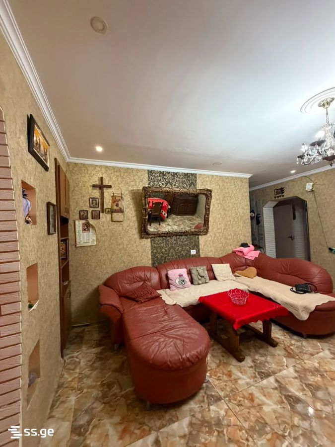 5-Room Apartment For Sale In Kutaisi, Nikoloz Muskhelishvili St, 2 view 21