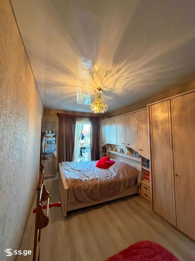 5-Room Apartment For Sale In Kutaisi, Nikoloz Muskhelishvili St, 2 view 30