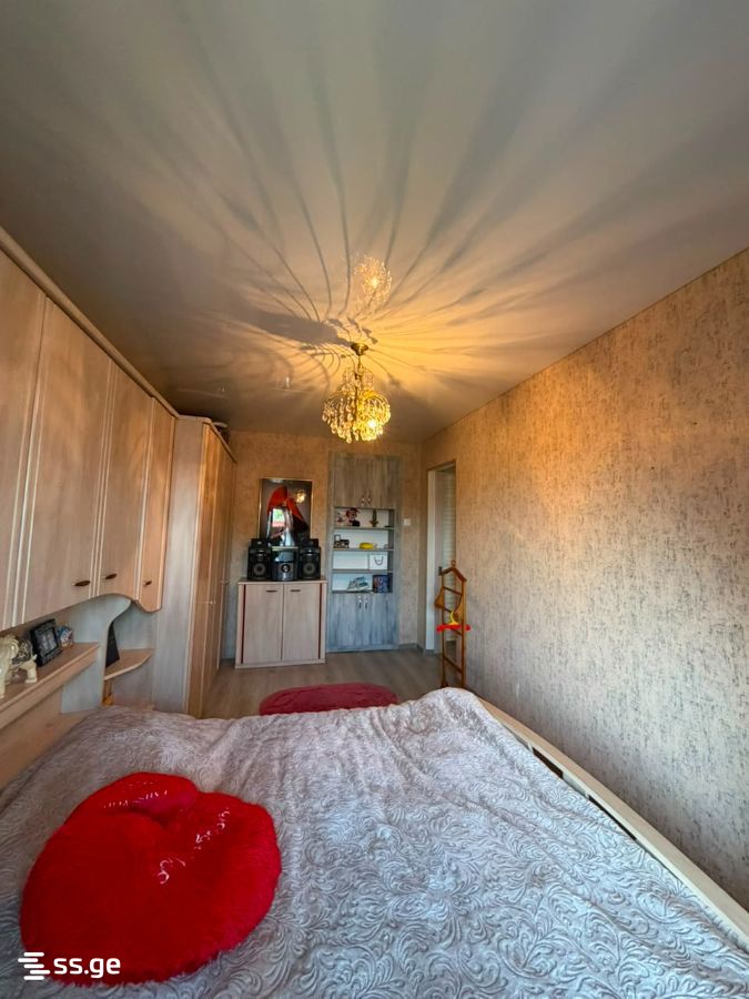 5-Room Apartment For Sale In Kutaisi, Nikoloz Muskhelishvili St, 2 view 31