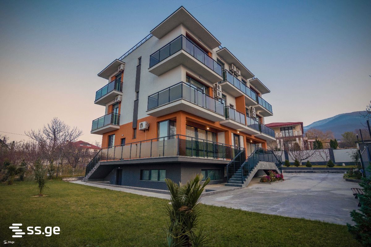 12 Room Summer Cottage For Rent. Saguramo view 1