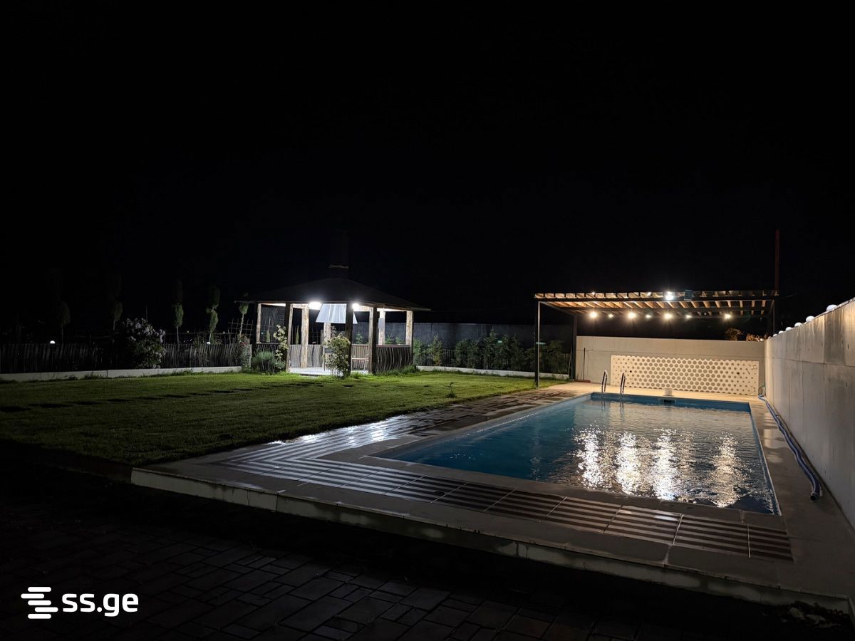 12 Room Summer Cottage For Rent. Saguramo view 1