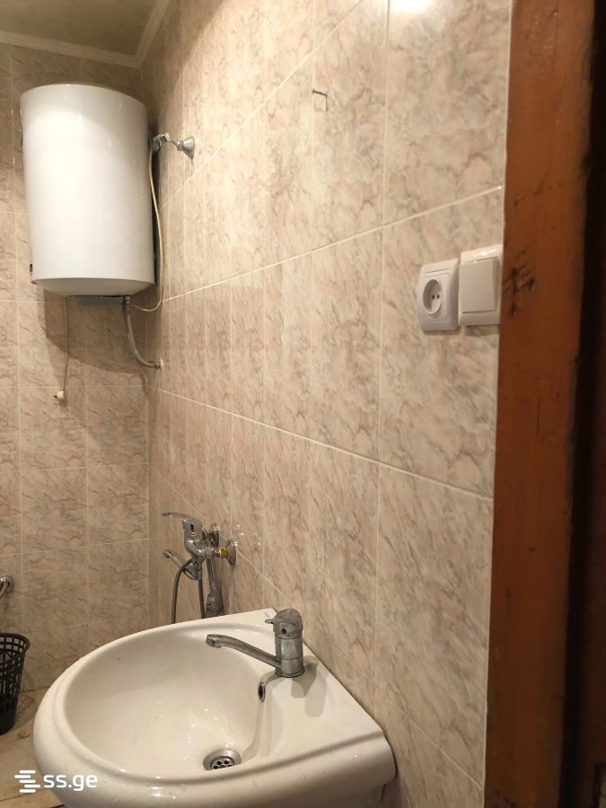 2 Room Private House For Rent. Kutaisi view 12