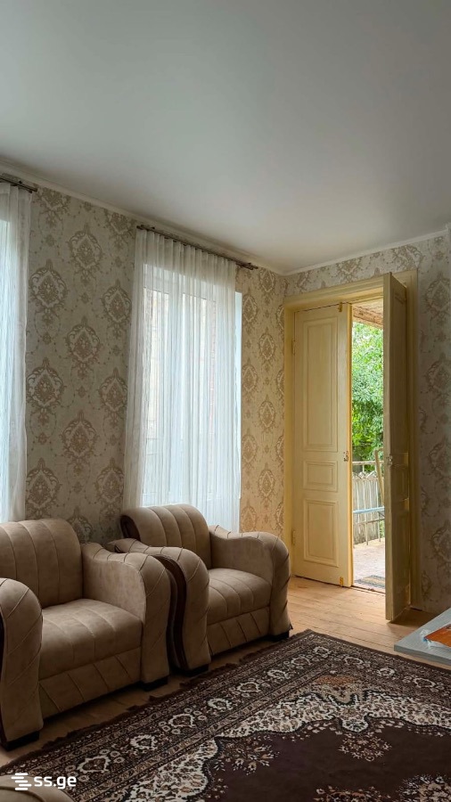 5 Room Private House For Sale view 1