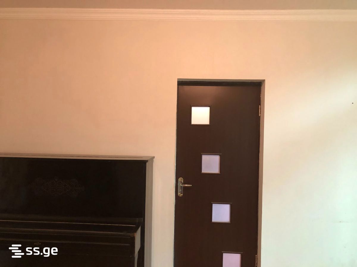 2 Room Private House For Rent. Kutaisi view 4