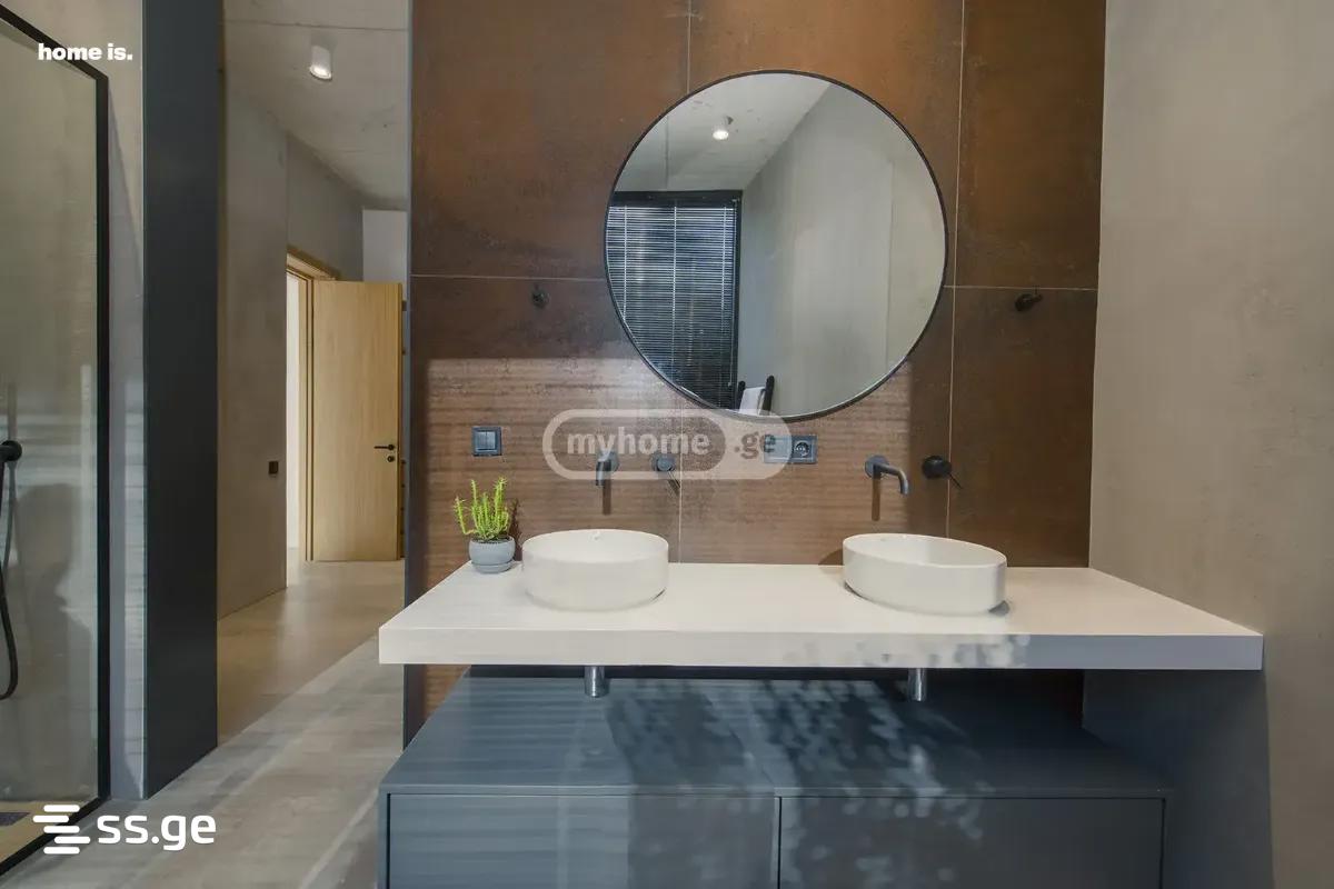 6 Room Private House For Sale view 11
