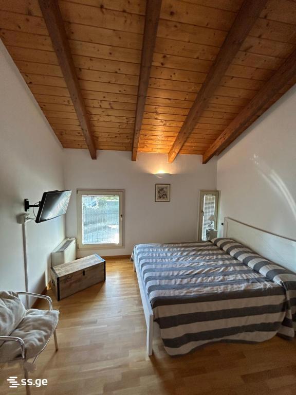 7 Room Private House For Rent. Saguramo view 9