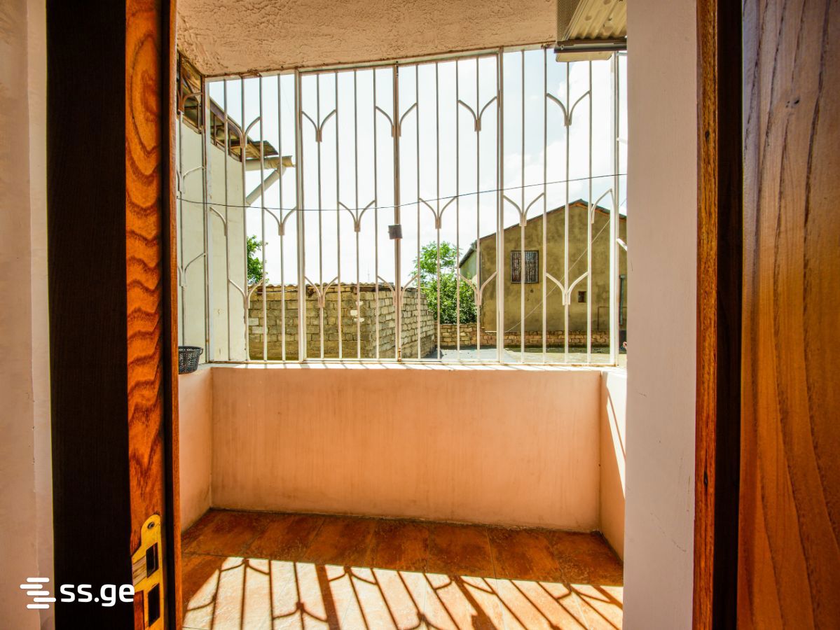 5 Room Hotel For Sale view 6