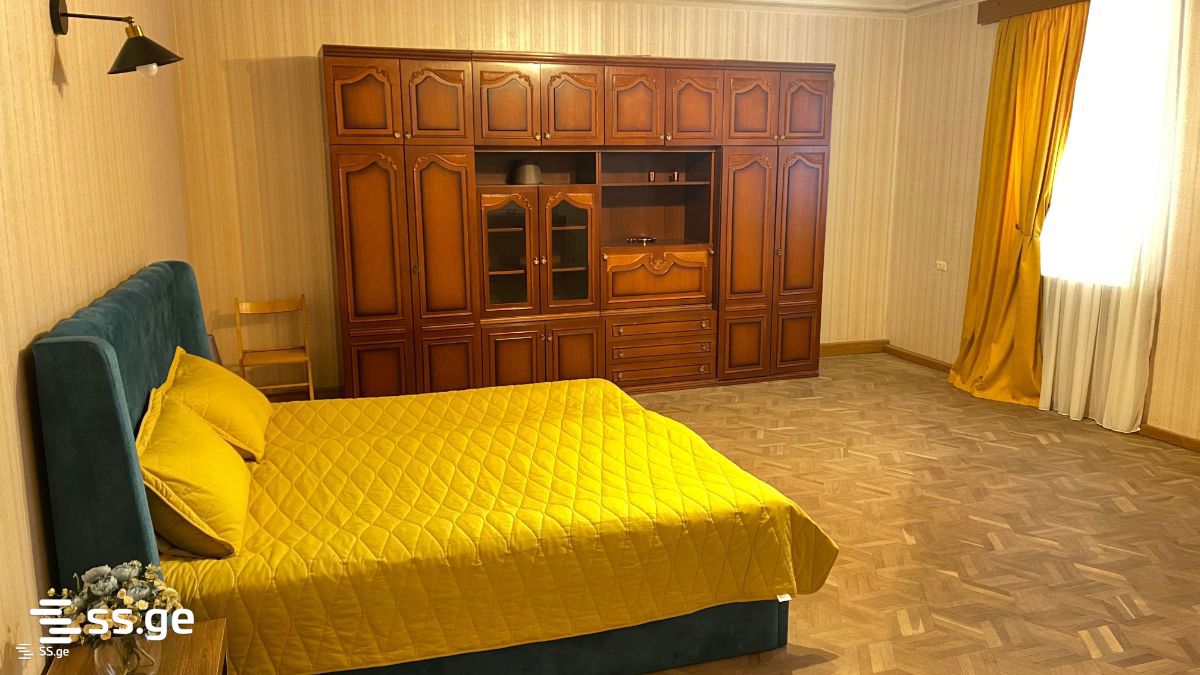 6 Room Summer Cottage For Rent. Saguramo view 4