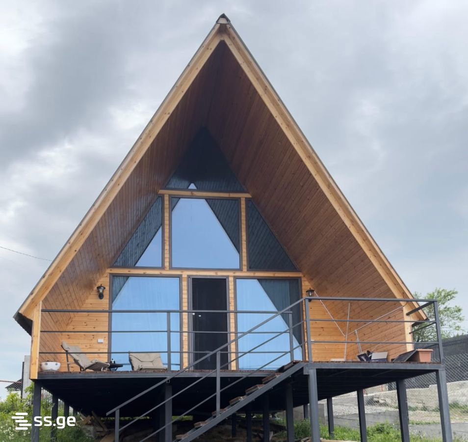 3 Room Summer Cottage Daily Rent. Mukhattskaro view 1