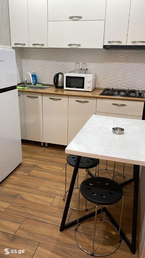 2 Room Flat Daily Rent. Gldani view 3