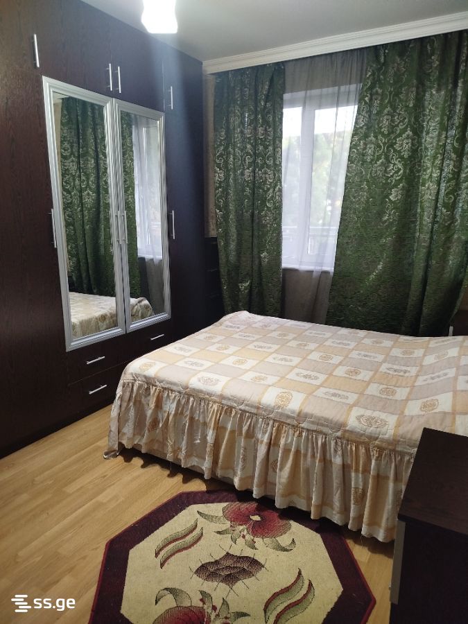 3 Room Flat For Sale view 3