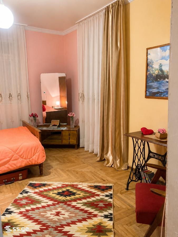 7 Room Private House Daily Rent. Borjomi view 4