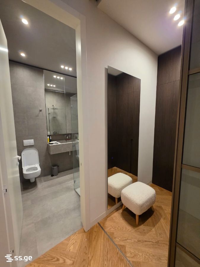 Продажа 4-комната Квартира view 10