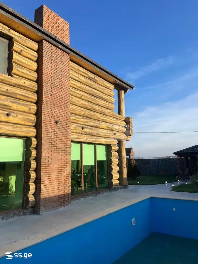 5 Room Private House For Sale view 3