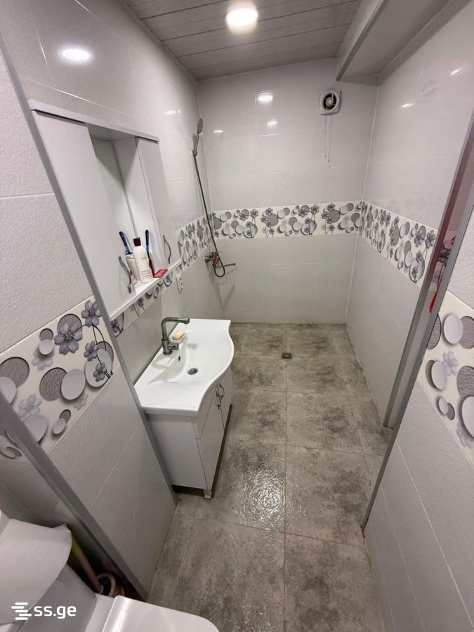 3 Room Flat For Sale view 3