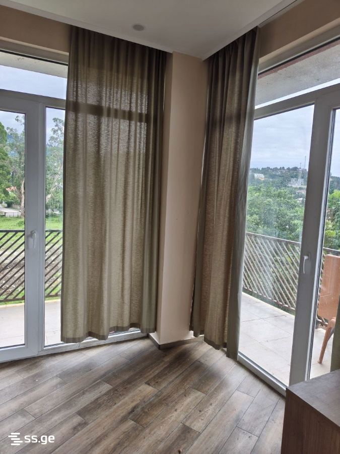 Продажа 3-комната Квартира view 8
