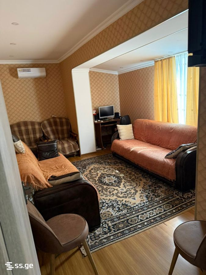 3 Room Flat For Sale view 4