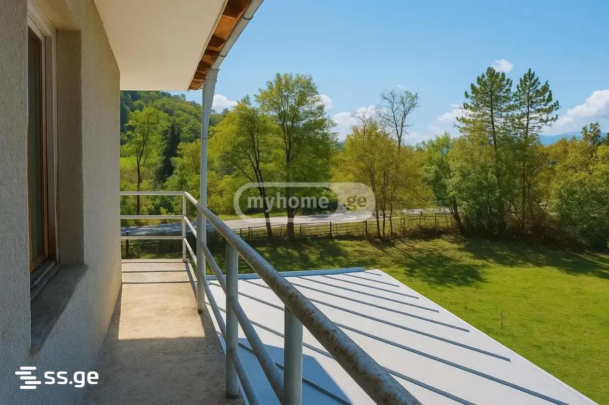 10 Room Private House For Sale view 12
