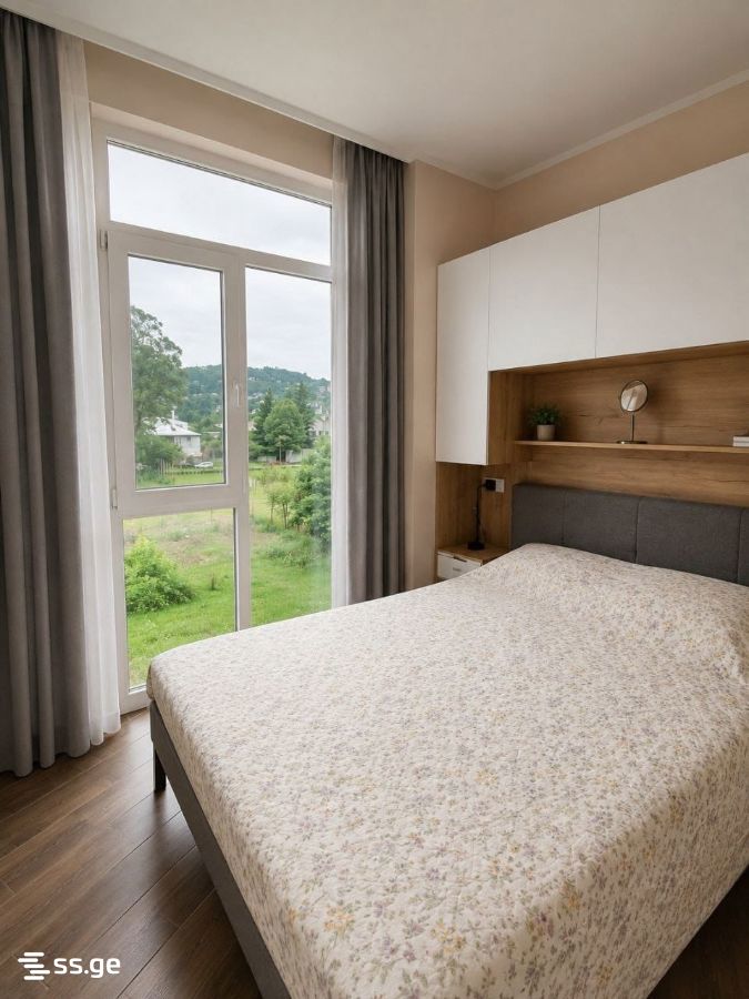 Продажа 3-комната Квартира view 1