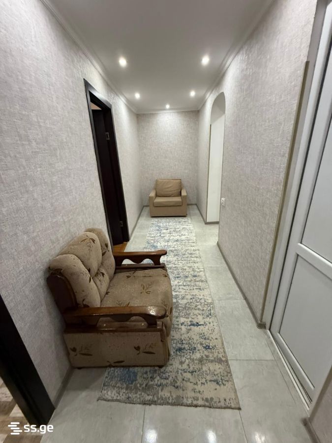 3 Room Flat For Sale view 2
