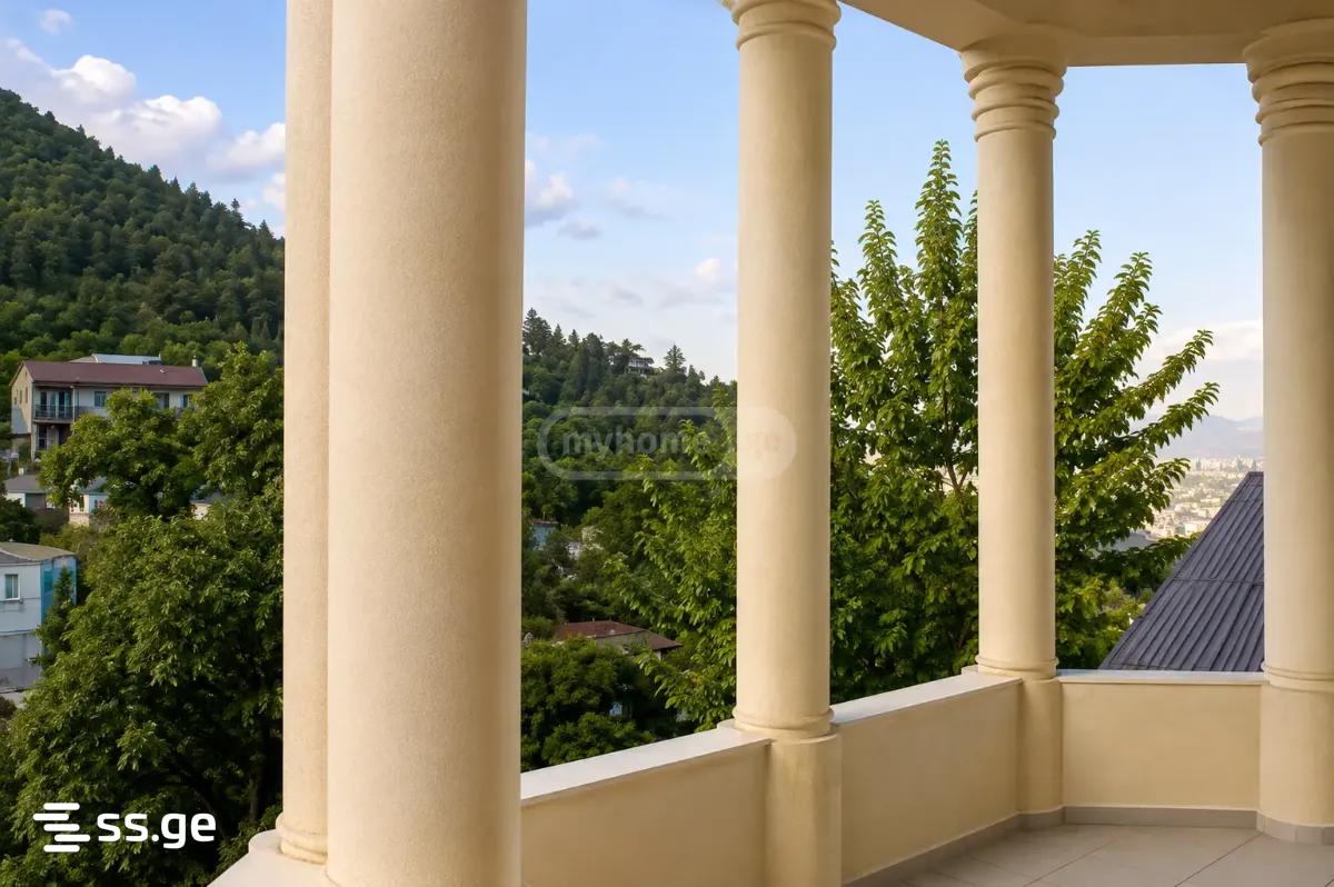 10 Room Hotel For Sale view 6