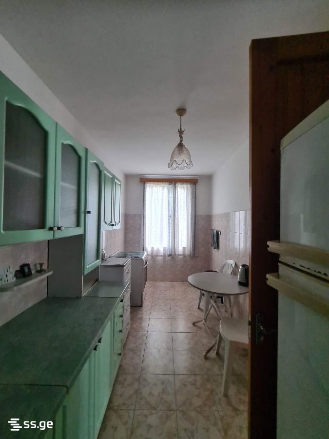 6 Room Private House For Sale view 11