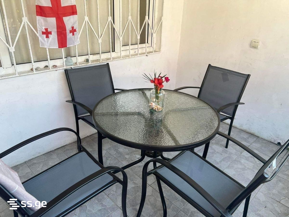 6 Room Private House For Sale view 14