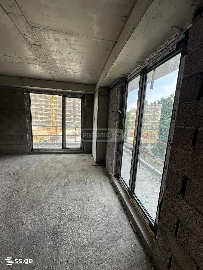 3 Room Flat For Sale view 1