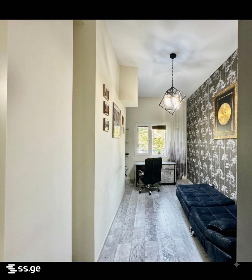 5 Room Private House For Sale view 1