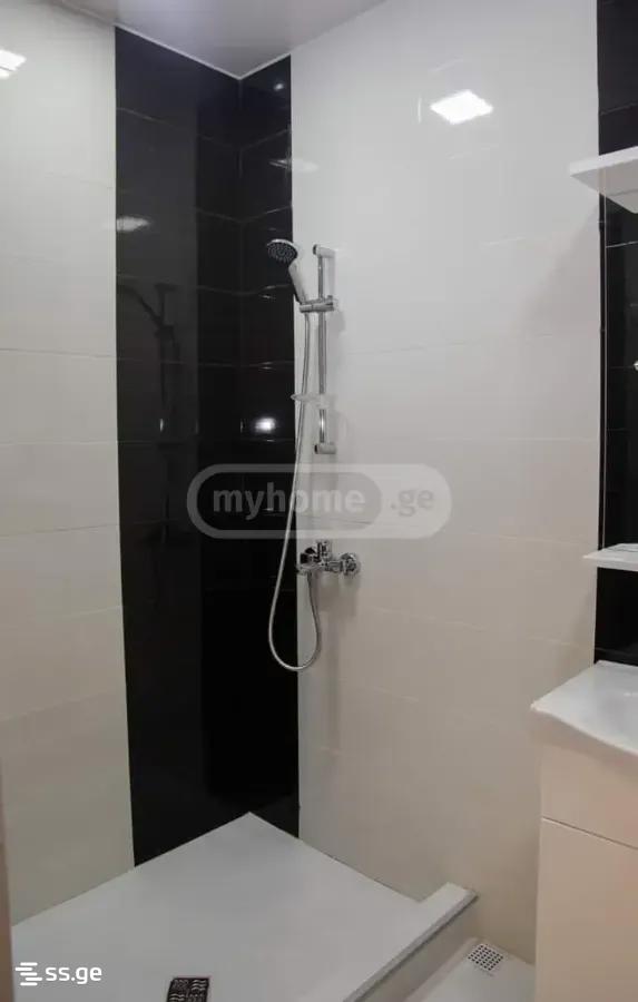 10 Room Hotel For Sale view 8