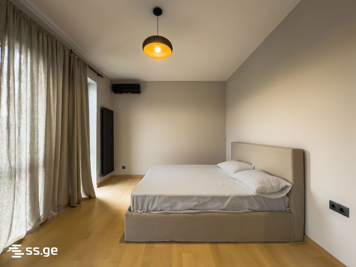 6 Room Private House For Rent. Shindisi view 4