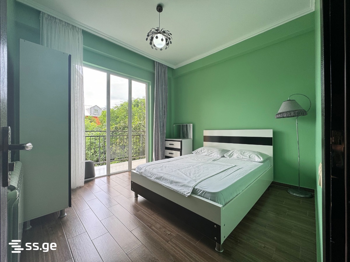 10 Room Summer Cottage For Rent. Kvariati view 12