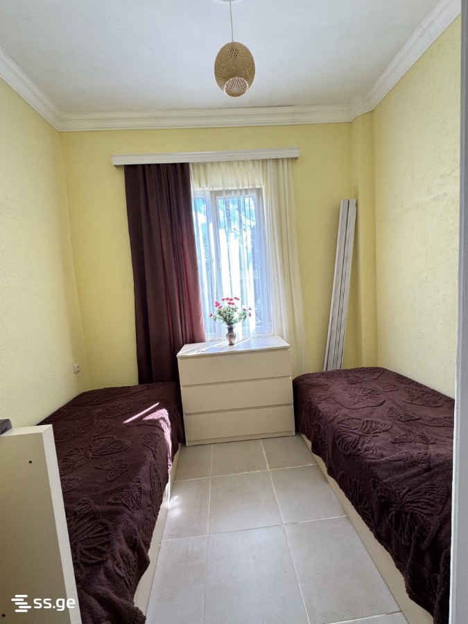3 Room Flat Daily Rent. Chaqvi view 5