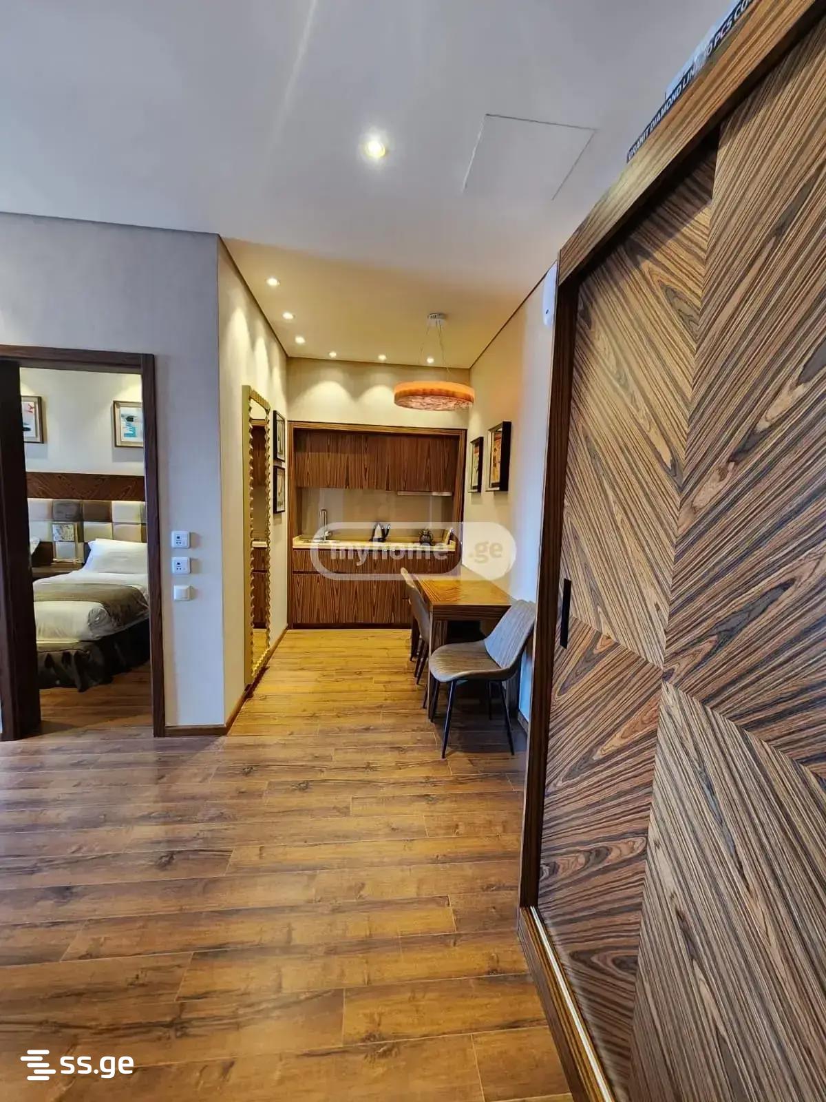 3 Room Flat Daily Rent. Chaqvi view 12