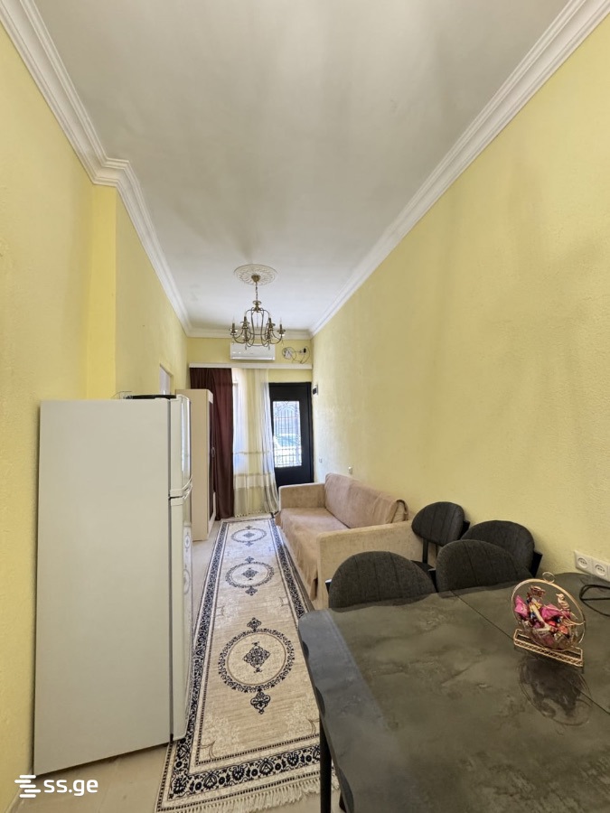 3 Room Flat Daily Rent. Chaqvi view 7