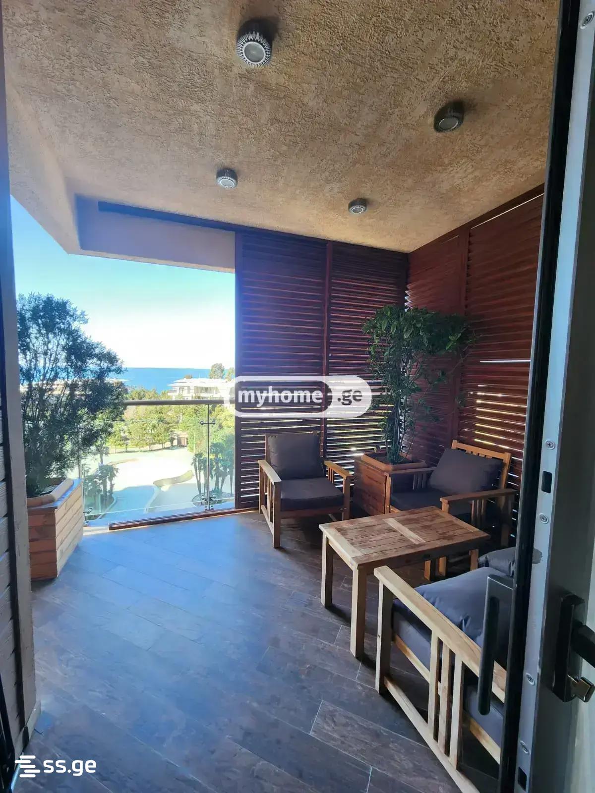 2 Room Flat Daily Rent. Chaqvi view 4
