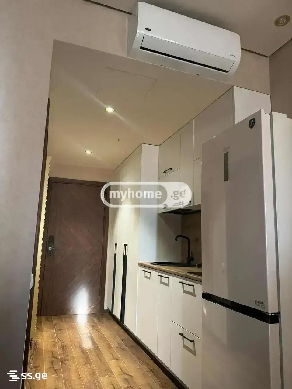 1 Room Flat Daily Rent. Chaqvi view 2