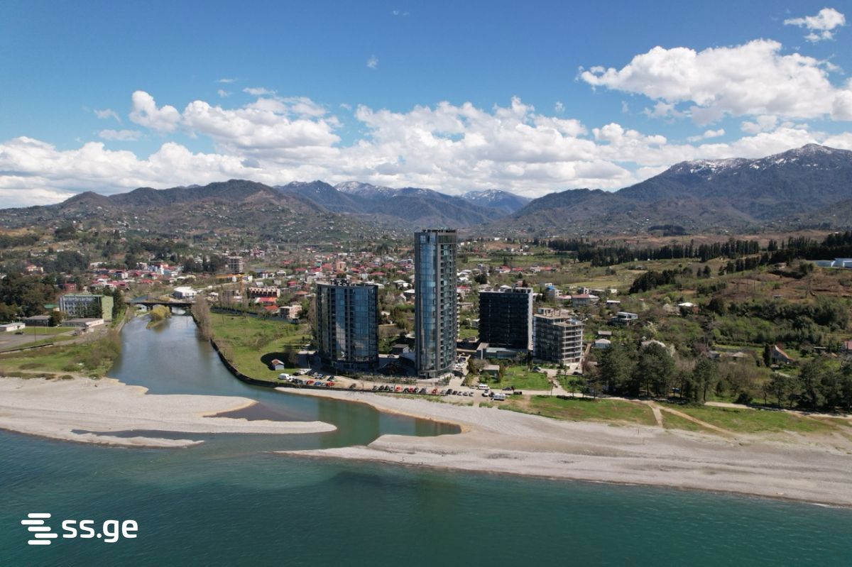Commercial Space For Sale. Chaqvi view 3