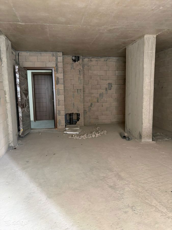 2 Room Flat For Sale view 4